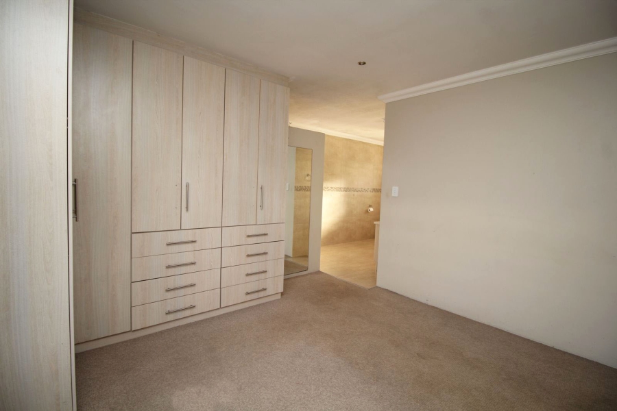 3 Bedroom Property for Sale in Blue Lagoon Western Cape